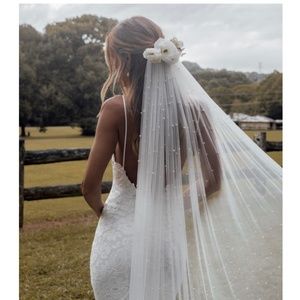 Long Pearl Veil Grace Loves Lace